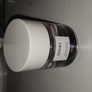 Ouai North Bondi almost new. Been sprayed only a few times! FREE GIFTS INCLUDED